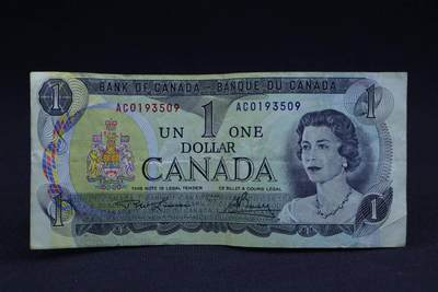 【淘币小摊】限时拍第八百二十八拍  纸币场  满百包邮可预留两周  周一统一发货  -   加拿大1973年1元纸币【有折】