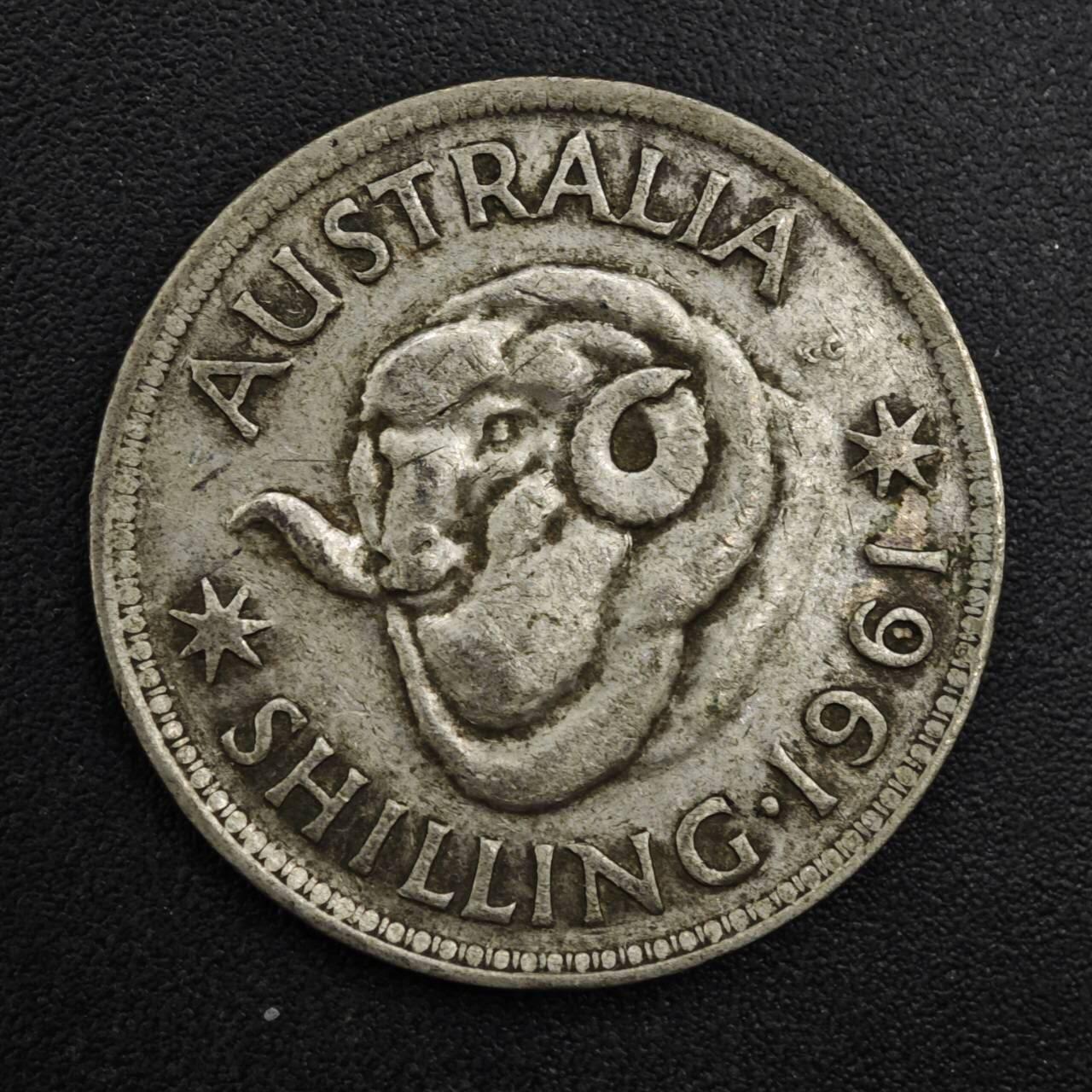 【淘币小摊】实时拍第八百二十五拍   散币场   满百包邮可预留二周 每周一统一发货   澳大利亚1961年伊丽莎白二世一先令银币