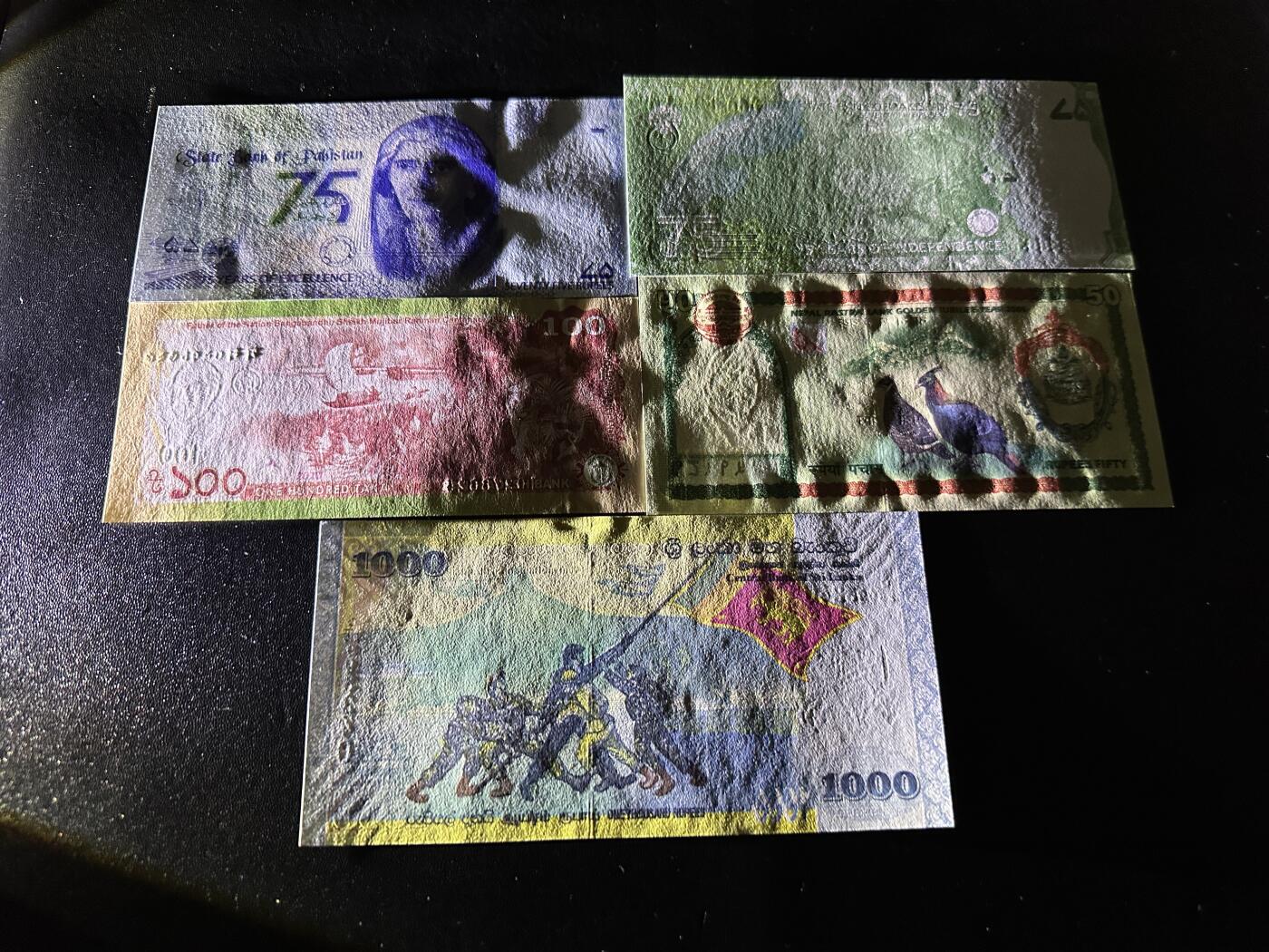 《外钞收藏家》第五百九十三期（精品场）（本平台长期征集拍品、欢迎藏友们联系合作） 巴基斯坦、孟加拉、斯里兰卡 五张一起 全新UNC