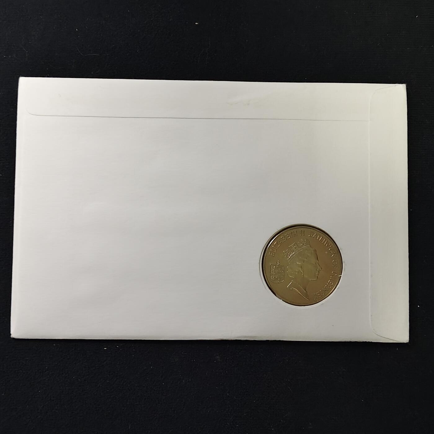 【全场包邮】纯粹捡漏拍485场（免费代拍第22场） 【邮币封】根西1995年2镑二战胜利50周年克朗型纪念币邮币封