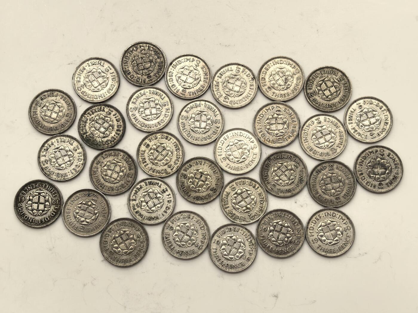 博洋堂世界钱币拍卖第151期（全场包邮） 英国1937-42年乔治六世3便士银币一组30枚