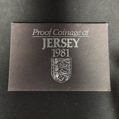 【全场包邮】纯粹捡漏拍485场（免费代拍第22场） - 泽西1981年官方发行皇家厂经典信封装精制套币-含泽西之战200周年精制币-盒证全-PS8