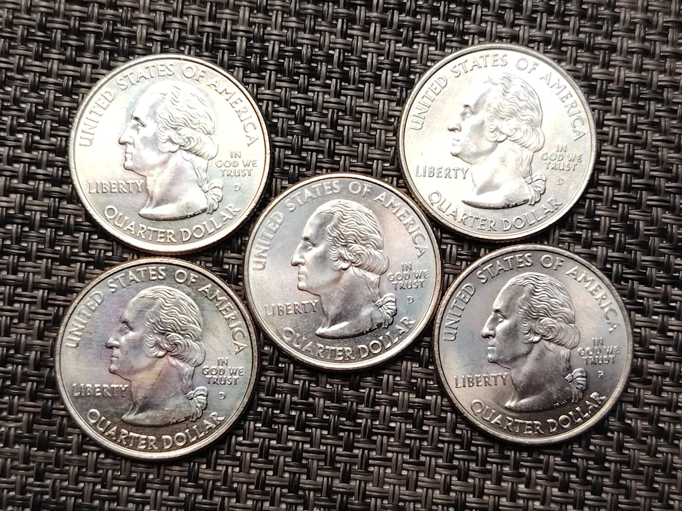 布加迪🐬～世界钱币(上海)🌾第 264 期 /  各国套币和散币 美国🇺🇸洲币 2004年 25分 5枚 原卷拆出未流通品相