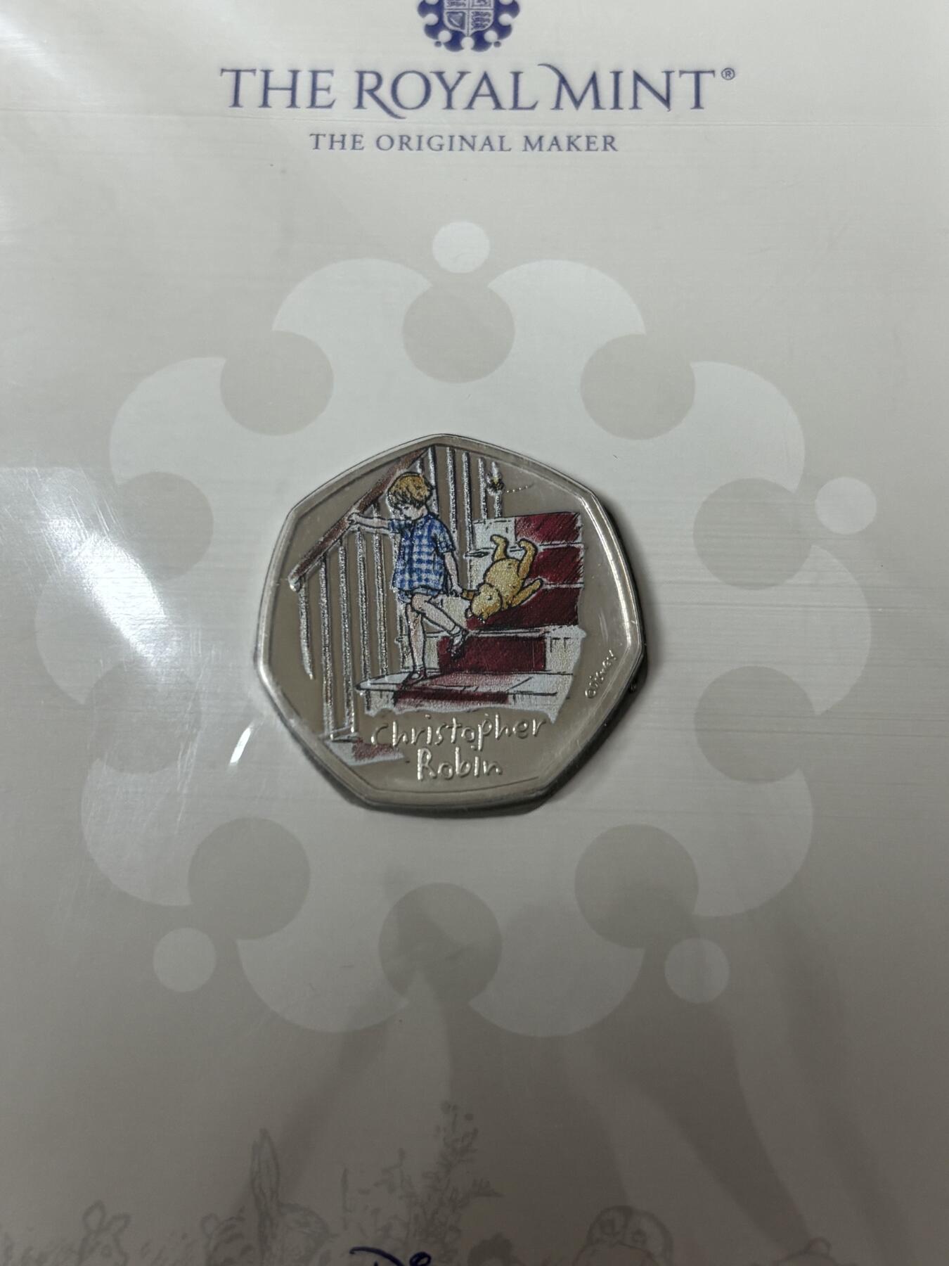 第185期拍卖 卡装英国2020年维尼熊和它的小伙伴系列彩色纪念币