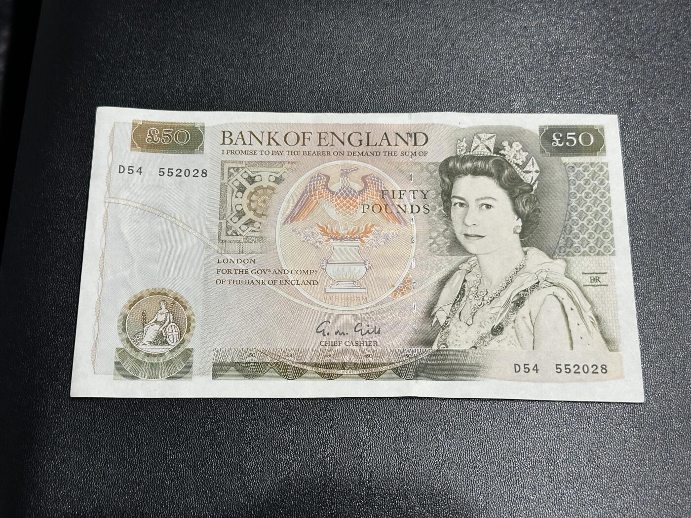 《外钞收藏家》第五百九十三期（精品场）（本平台长期征集拍品、欢迎藏友们联系合作）