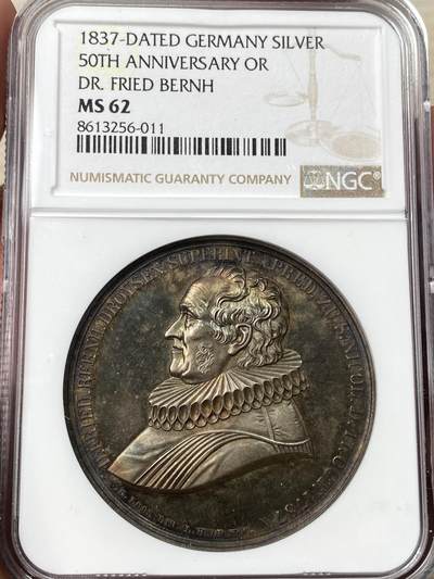 万国钱币拍卖第057期（万国冬季大拍） - NGC MS62 1837年德国纪念弗里德里希·伯恩哈德·德罗伊森担任大主教50周年纪念大银章 超炫镜面均匀七色孔雀蓝深五彩 精雕拉夫领极其漂亮 NGC唯一冠军分