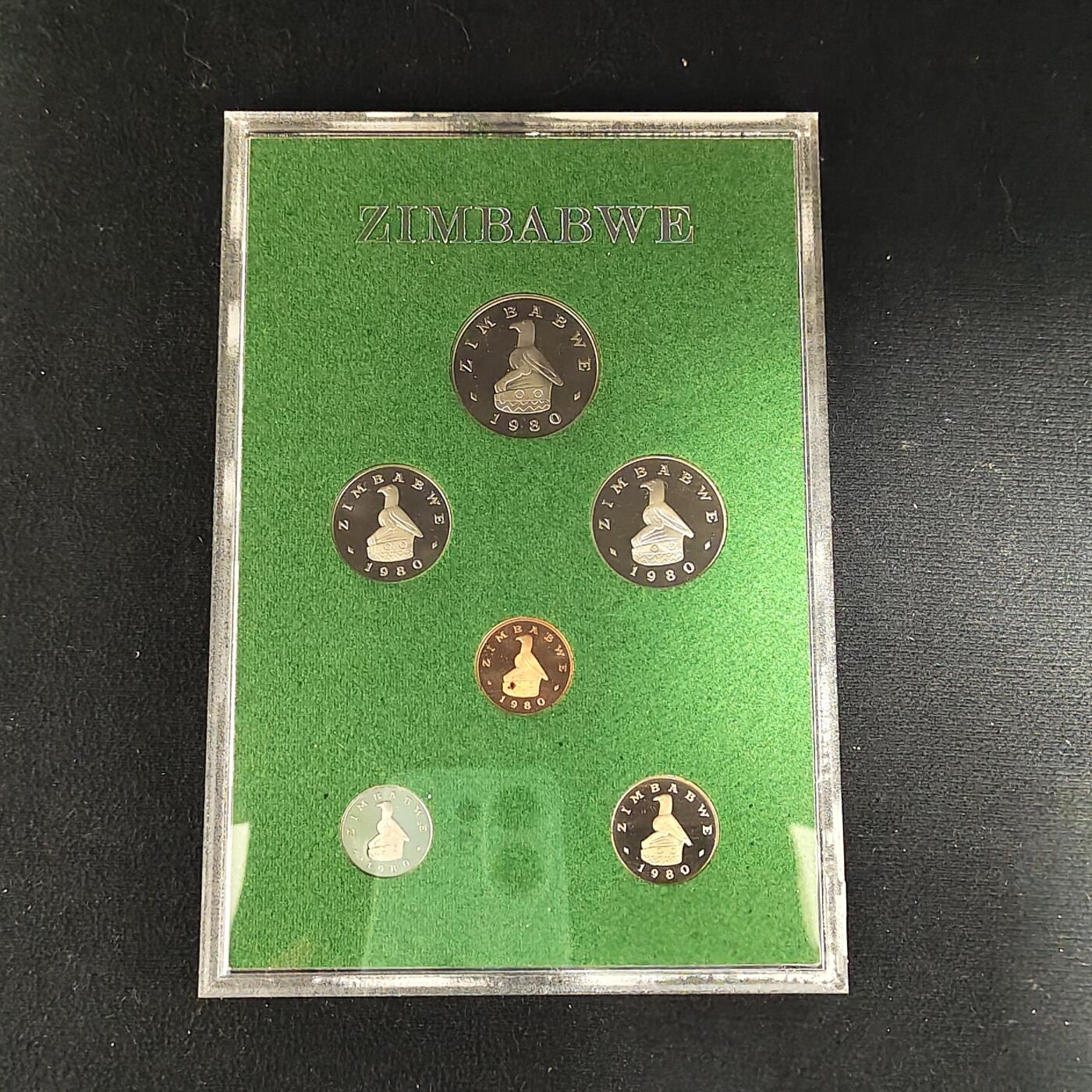 【全场包邮】纯粹捡漏拍485场（免费代拍第22场） 津巴布韦1980年官方发行皇家厂经典信封装精制套币-盒证全-PS1