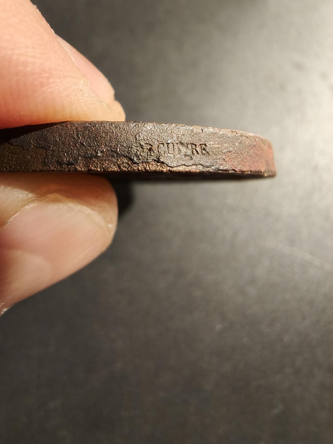 老王徽章第169期 法国1882年里尔国际工业艺术博览会大铜章     Cuivre铜标      直径51mm.    重量62.2g