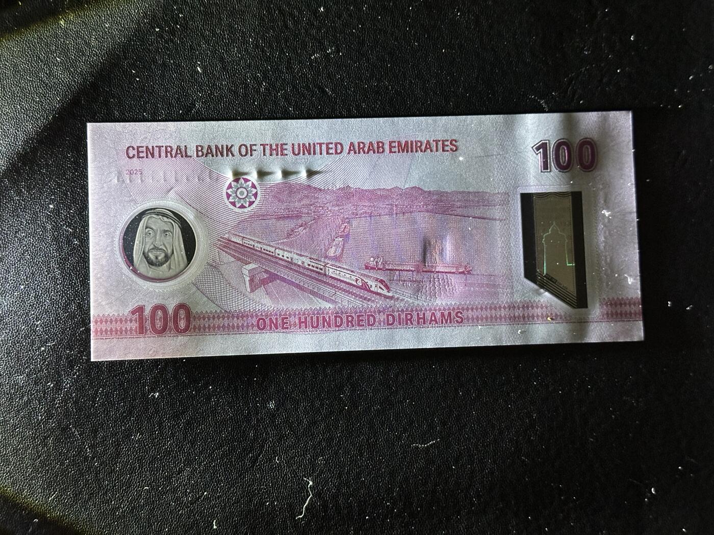 《外钞收藏家》第五百九十三期（精品场）（本平台长期征集拍品、欢迎藏友们联系合作）