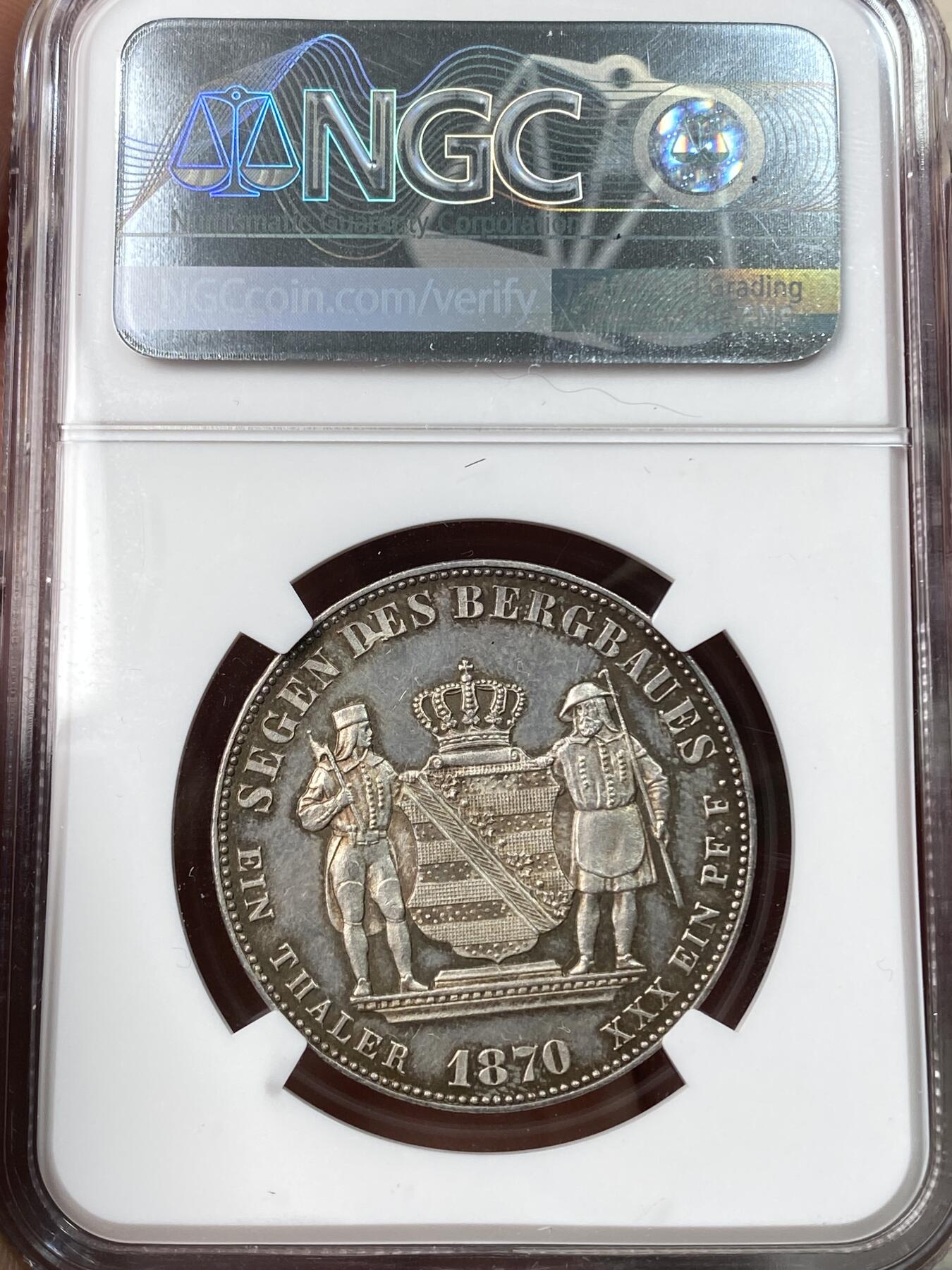 万国钱币拍卖第057期（万国冬季大拍） NGC MS63 1870年德国萨克森流通矿业泰勒银币 双矿工护盾 淡玫瑰色五彩收藏品质