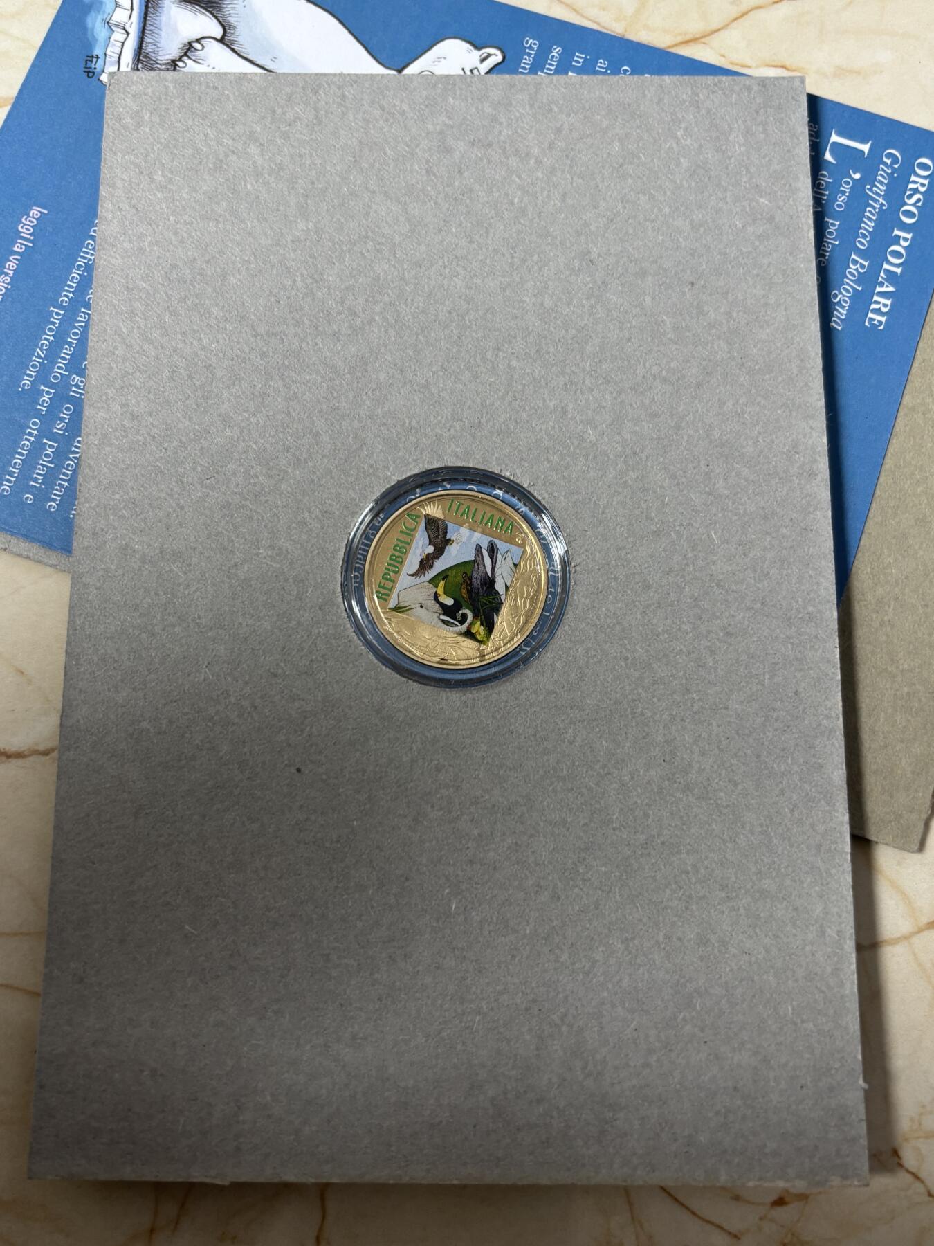 第185期拍卖 卡装意大利2021年动物园系列夜光北极熊5欧精制纪念币