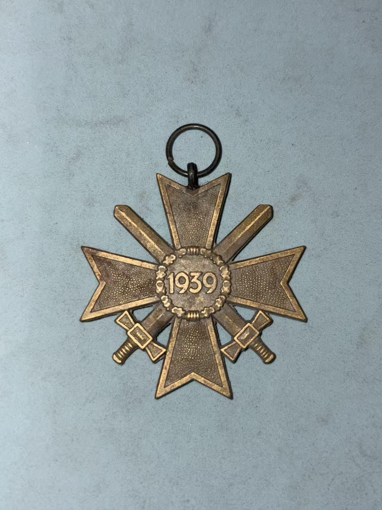 盛世勋华——号角文化勋章邮票专场拍卖第293期 德国（1939）二级佩剑战功十字勋章