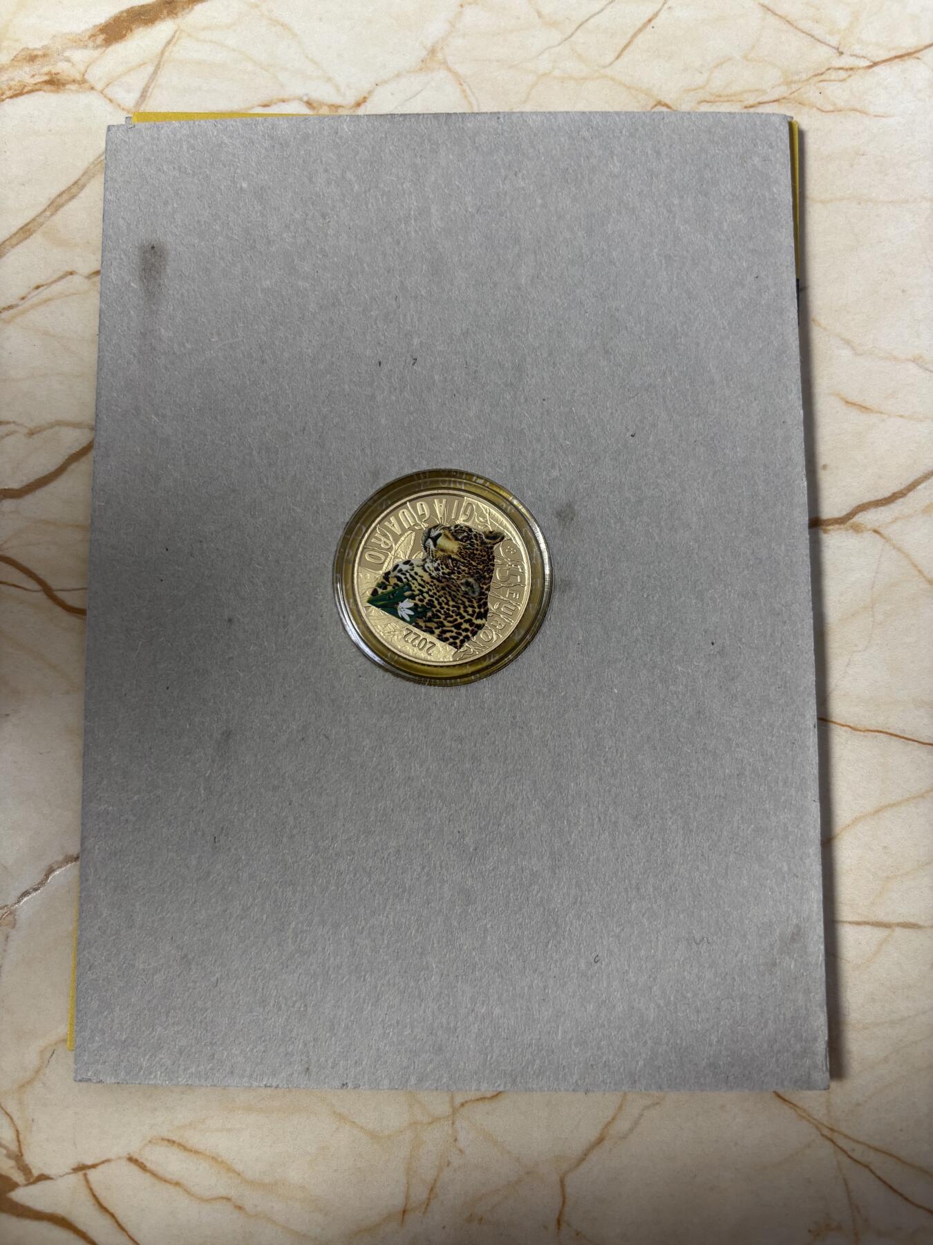 第185期拍卖 卡装意大利2022年动物园系列夜光捷豹精制纪念币