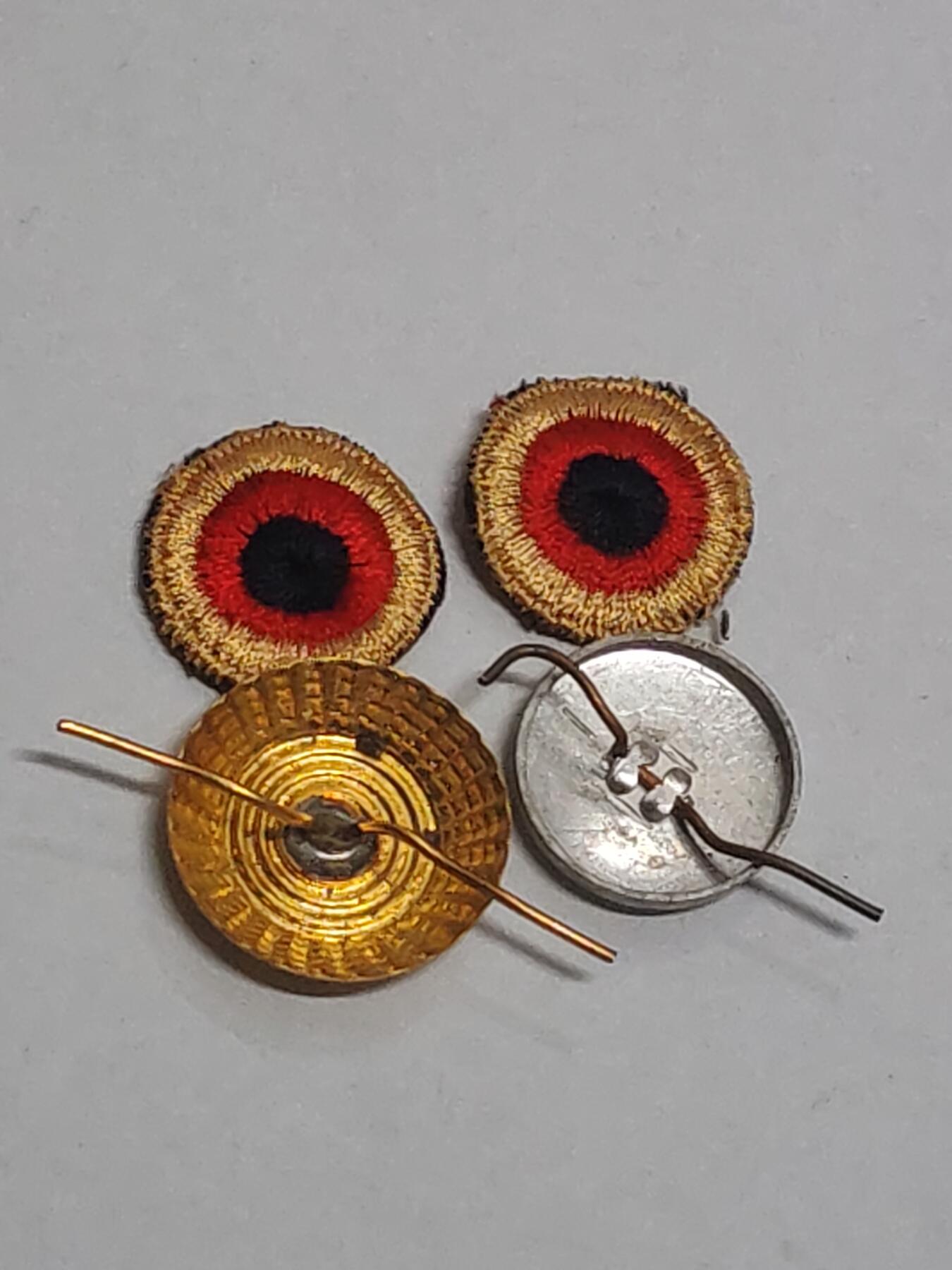 韵星假日拍卖第三十二期 -- Rimey Holidays Auction 32 民主德国帽徽一组