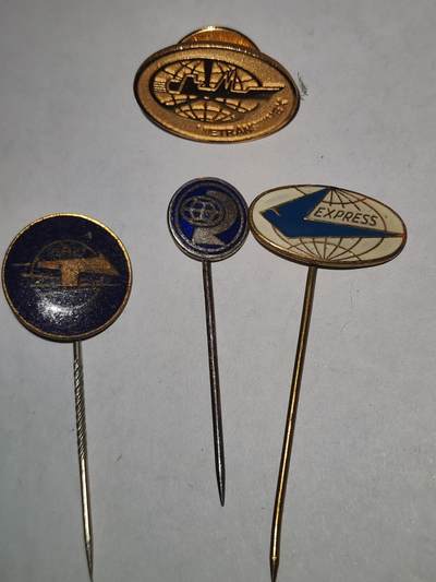 韵星假日拍卖第三十二期 -- Rimey Holidays Auction 32 - 民主德国插针一组 航空和海运