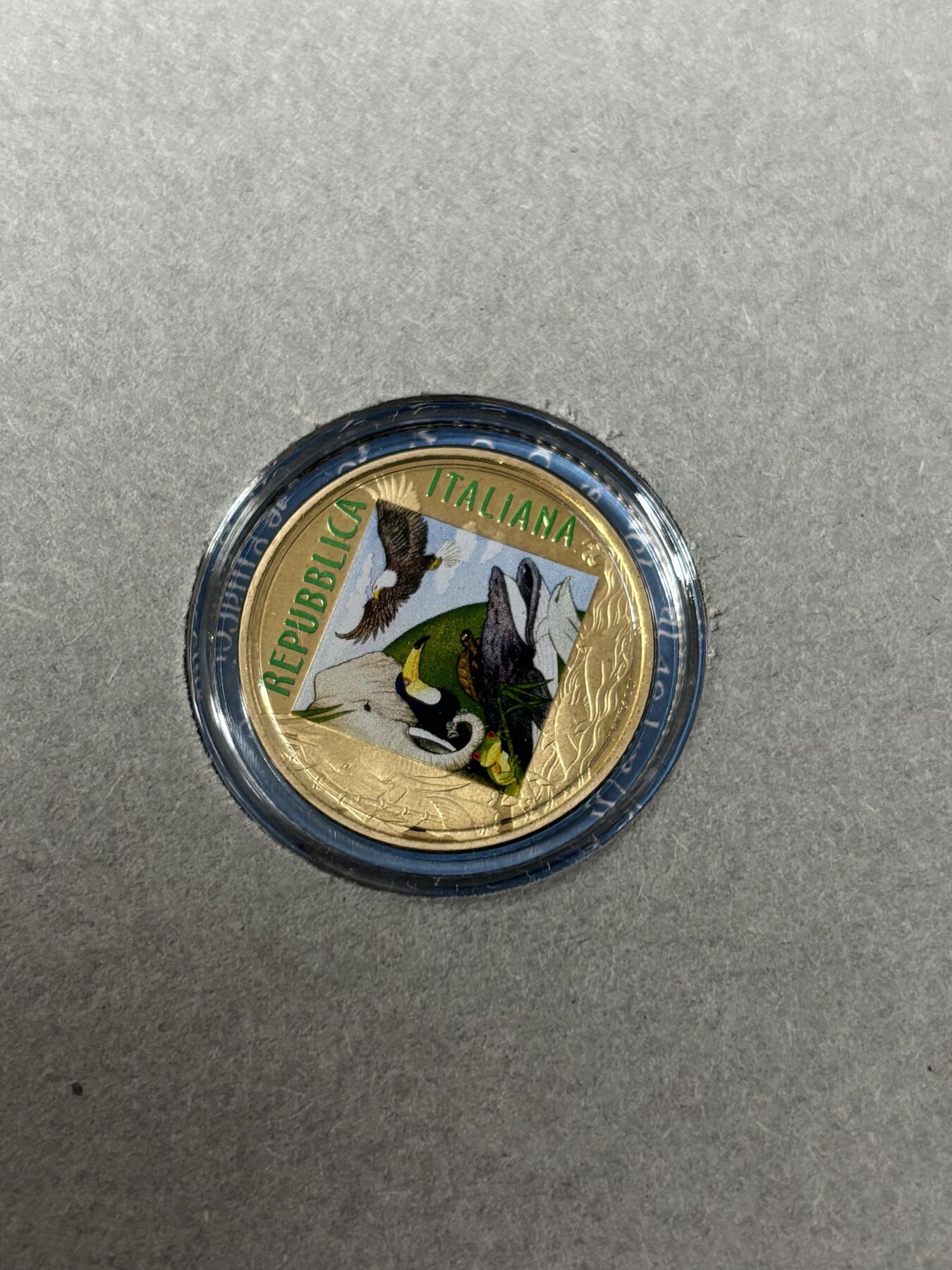 第185期拍卖 卡装意大利2021年动物园系列夜光北极熊5欧精制纪念币