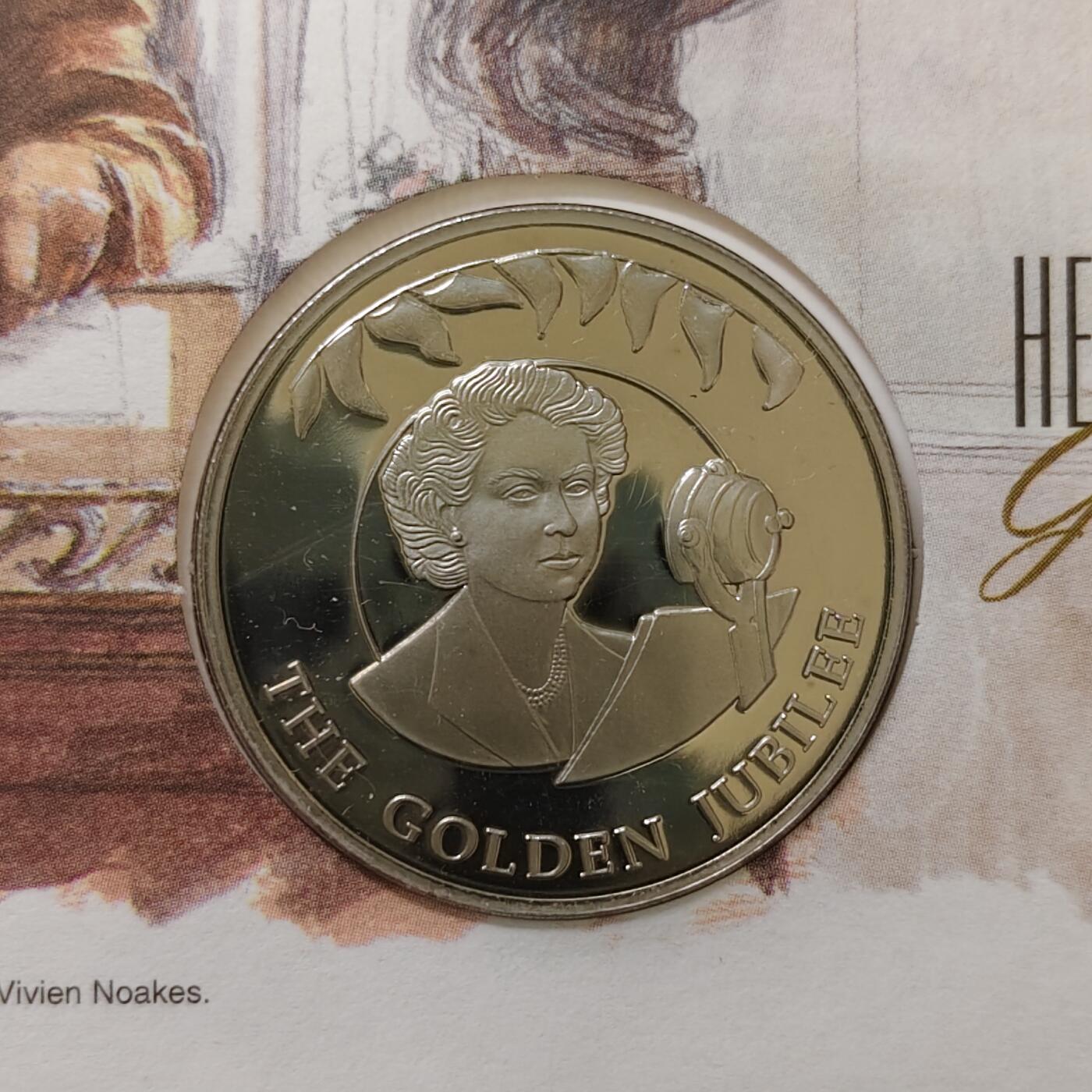 【全场包邮】纯粹捡漏拍485场（免费代拍第22场） 【邮币封】福克兰群岛2002年50便士女王登基五十周年克朗型纪念币邮币封