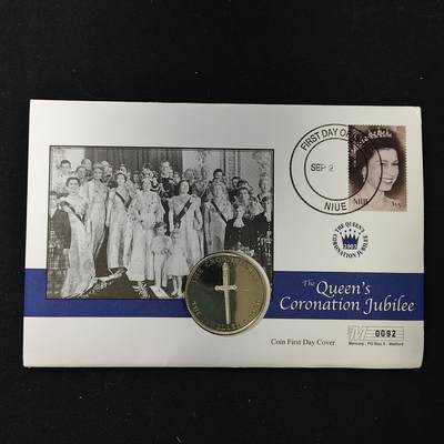 【全场包邮】纯粹捡漏拍485场（免费代拍第22场） - 【邮币封】特克斯和凯克斯群岛2004年5克朗女王加冕五十周年克朗型纪念币邮币封