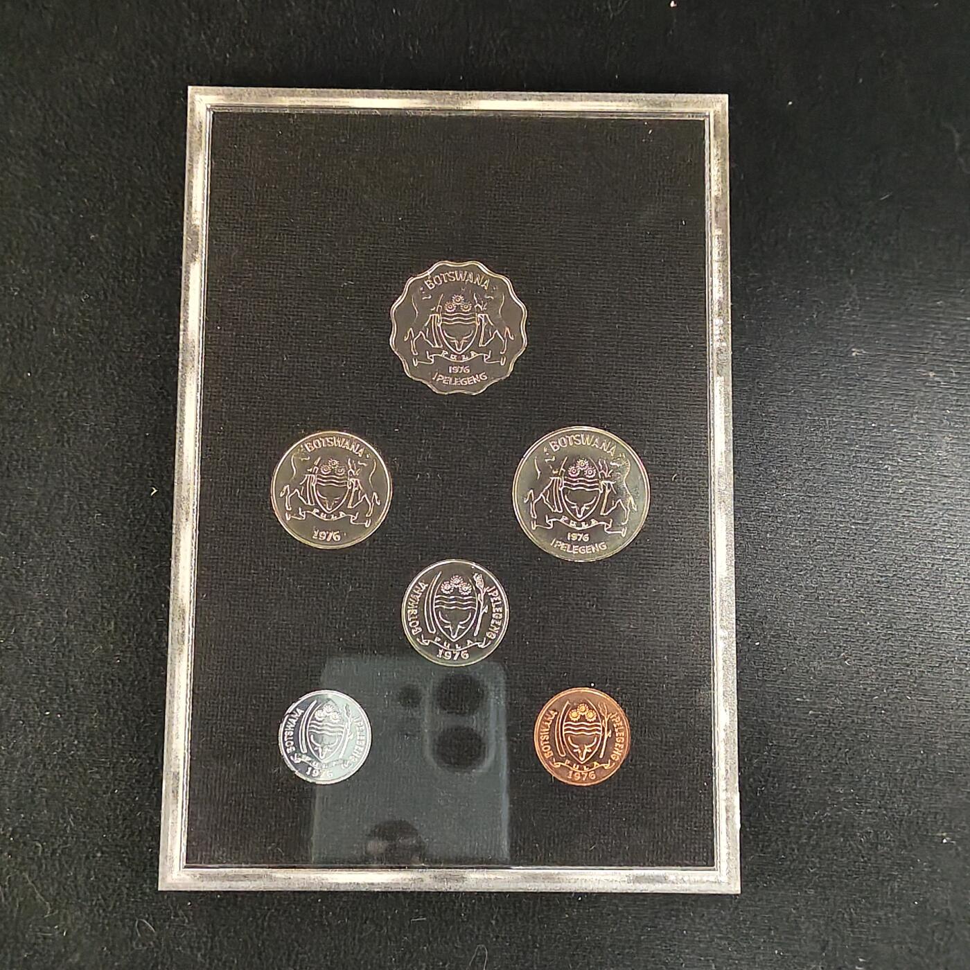 【全场包邮】纯粹捡漏拍485场（免费代拍第22场） 博兹瓦纳1976年官方发行皇家厂经典信封装精制套币-PS1