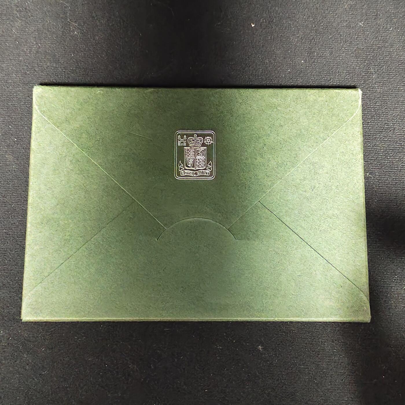 【全场包邮】纯粹捡漏拍485场（免费代拍第22场） 津巴布韦1980年官方发行皇家厂经典信封装精制套币-盒证全-PS1