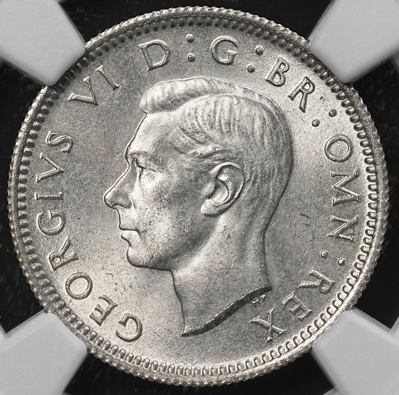 修遠堂世界钱币第九十七期 NGC MS65 1946年英国6便士银币