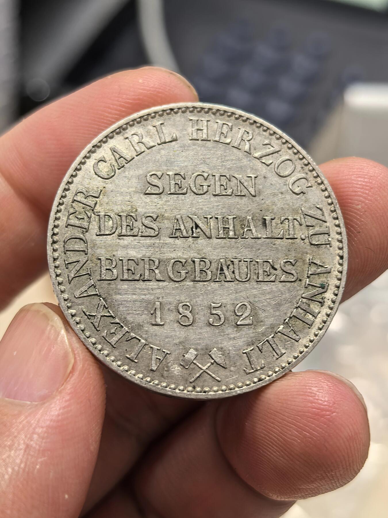 博洋堂世界钱币拍卖第151期（全场包邮） 德国1852年安哈特小熊爬墙泰勒 仅一万发行量 少见年份 这周jbz一枚AUD不含佣金拍了1700 此枚高点不错 可以搏一下ms