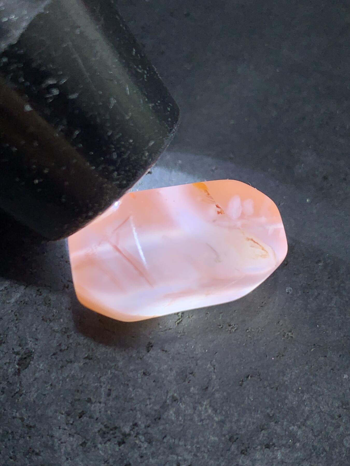 川料南红玛瑙荔枝冻飘红通货随形四棱珠一颗！