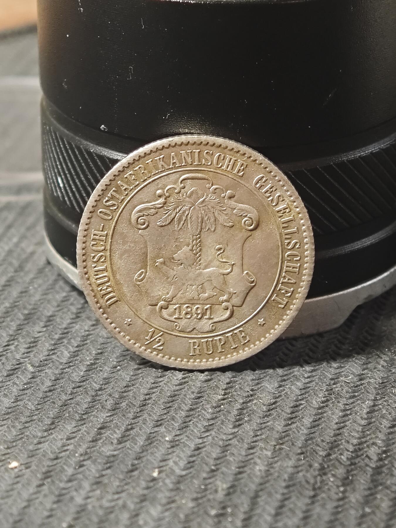 1891年德属东非 ½ 卢比银币