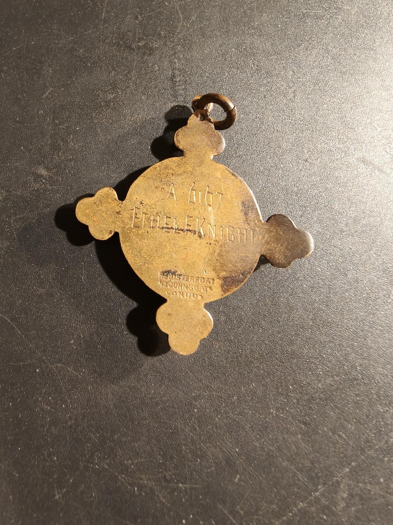 老王徽章第169期 英国铜级圣约翰救护协会十字奖章     实发