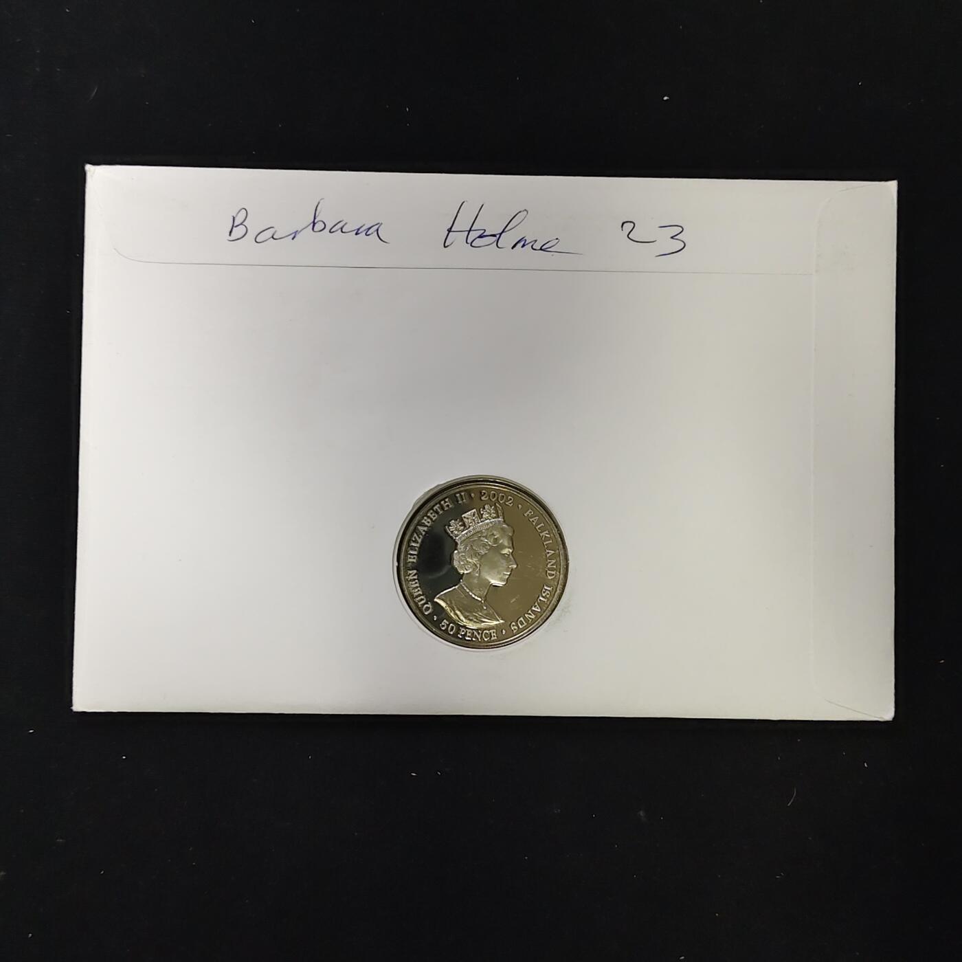 【全场包邮】纯粹捡漏拍485场（免费代拍第22场） 【邮币封】福克兰群岛2002年50便士女王登基五十周年克朗型纪念币邮币封