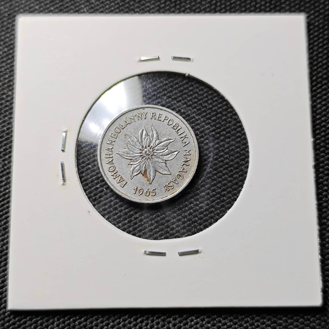 KK钱币收藏小铺 第378期  2月预留时间 周末发货  马达加斯加1法郎