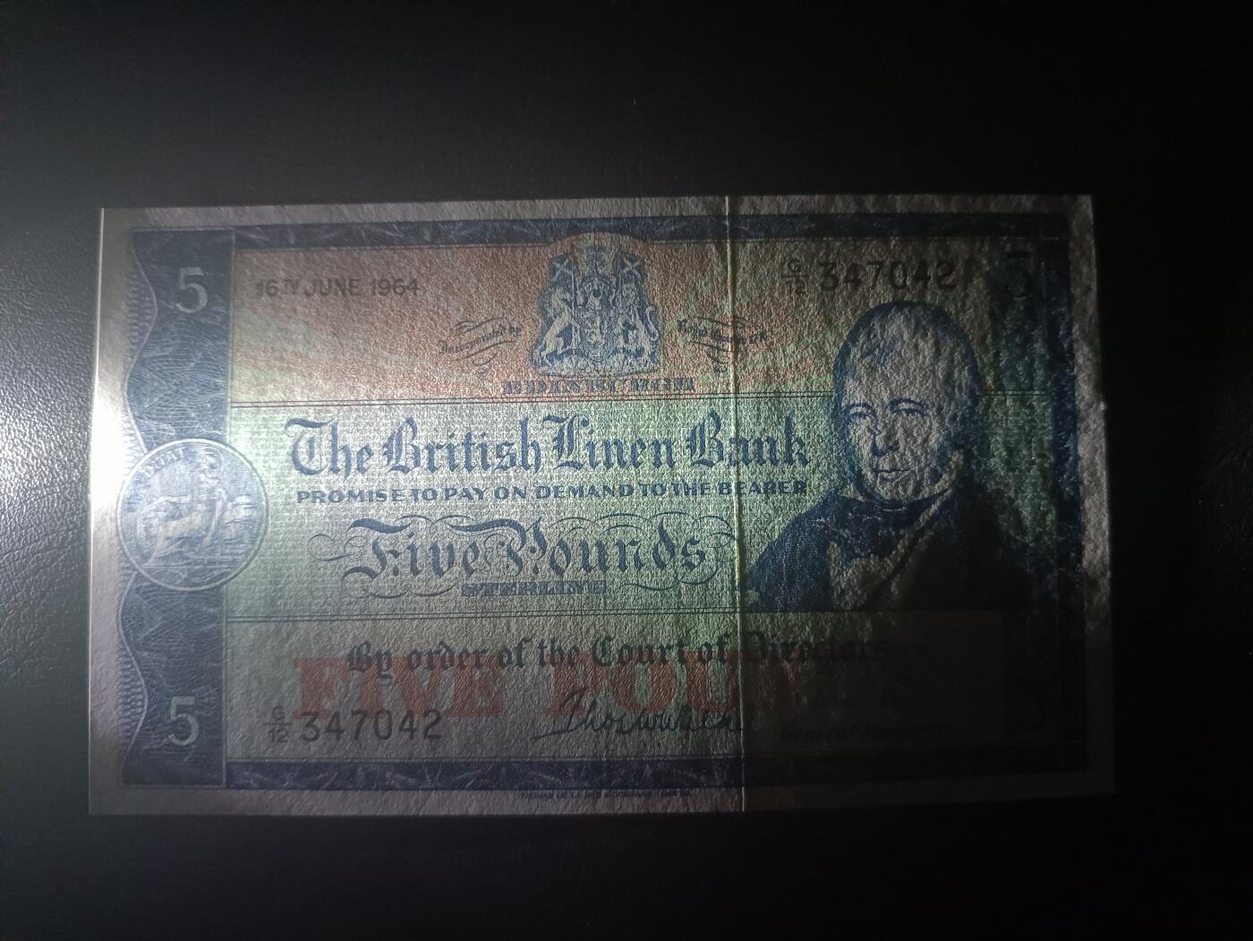 2025十二月第三期，总208期 苏格兰不列颠亚麻银行1964年5镑UNC-，稀有的早期已结业银行中高面值，诗人沃尔特斯科特