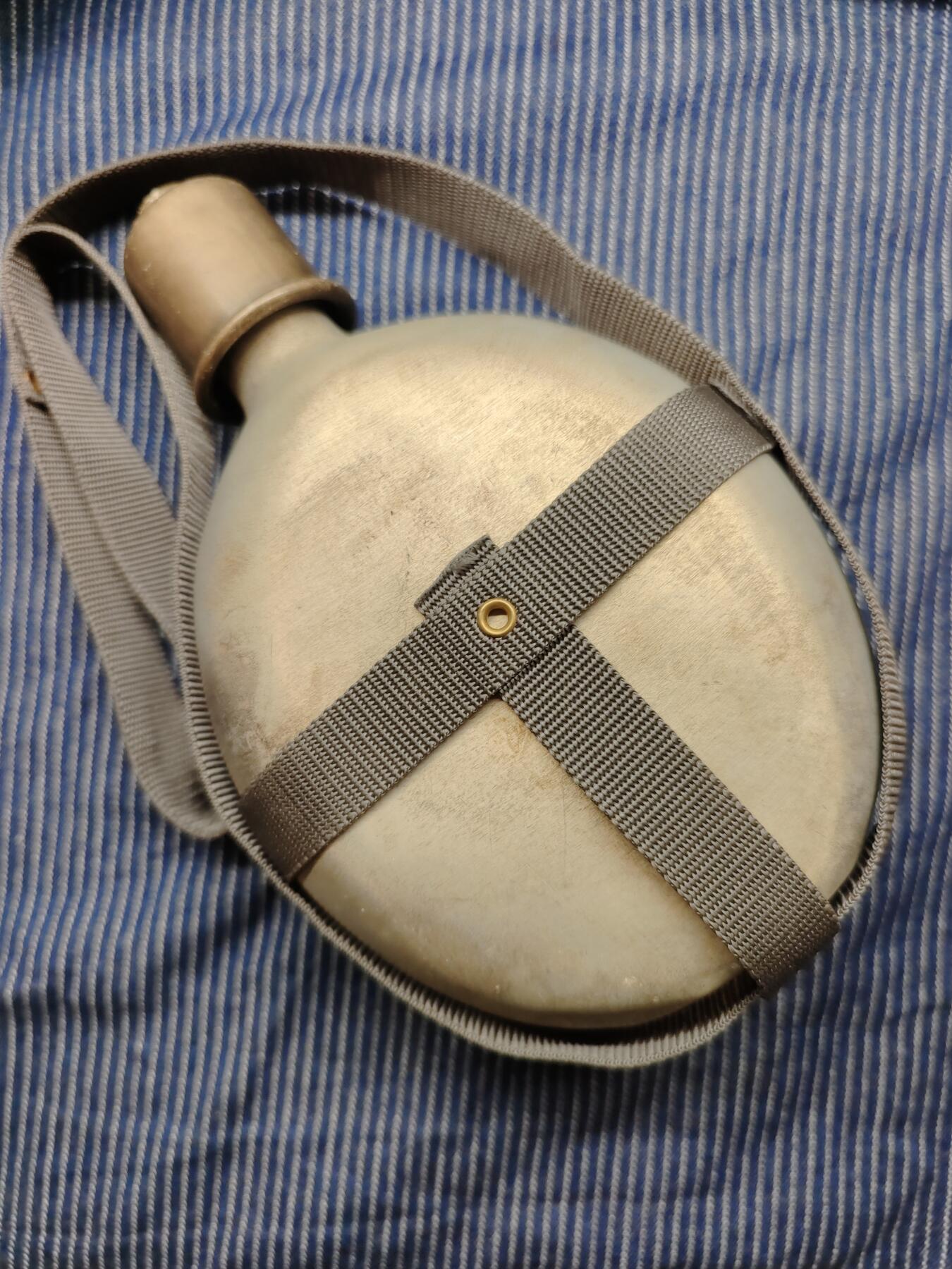 稀少 日海厚胎铝质单兵水壶 户外水壶 老铝水壶  带大阪制铝标“aluminium osak