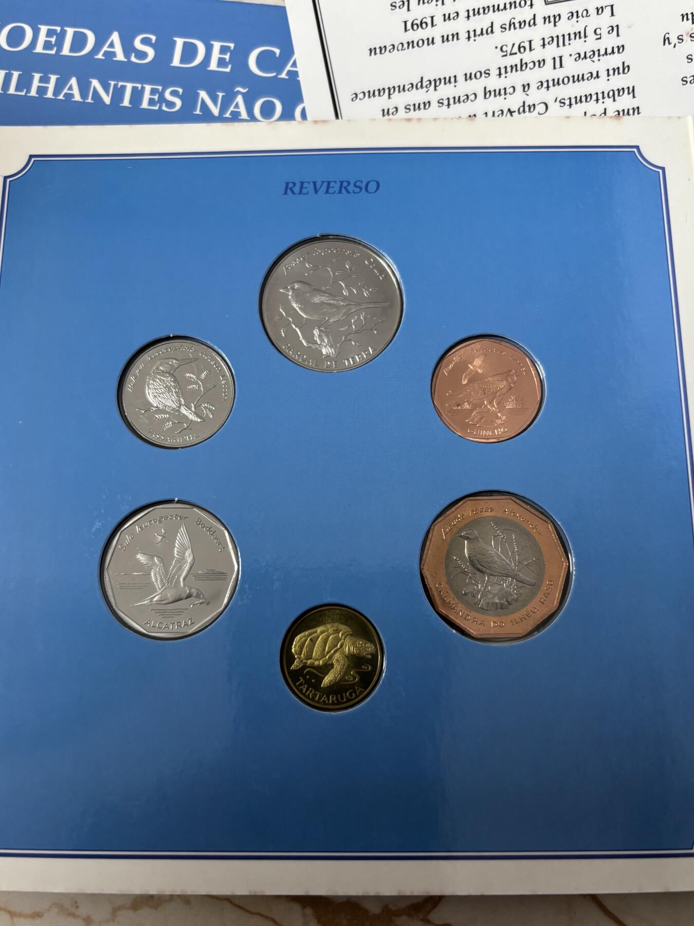 第185期拍卖 卡册佛得角1994年6枚纪念套币鸟类图案版本