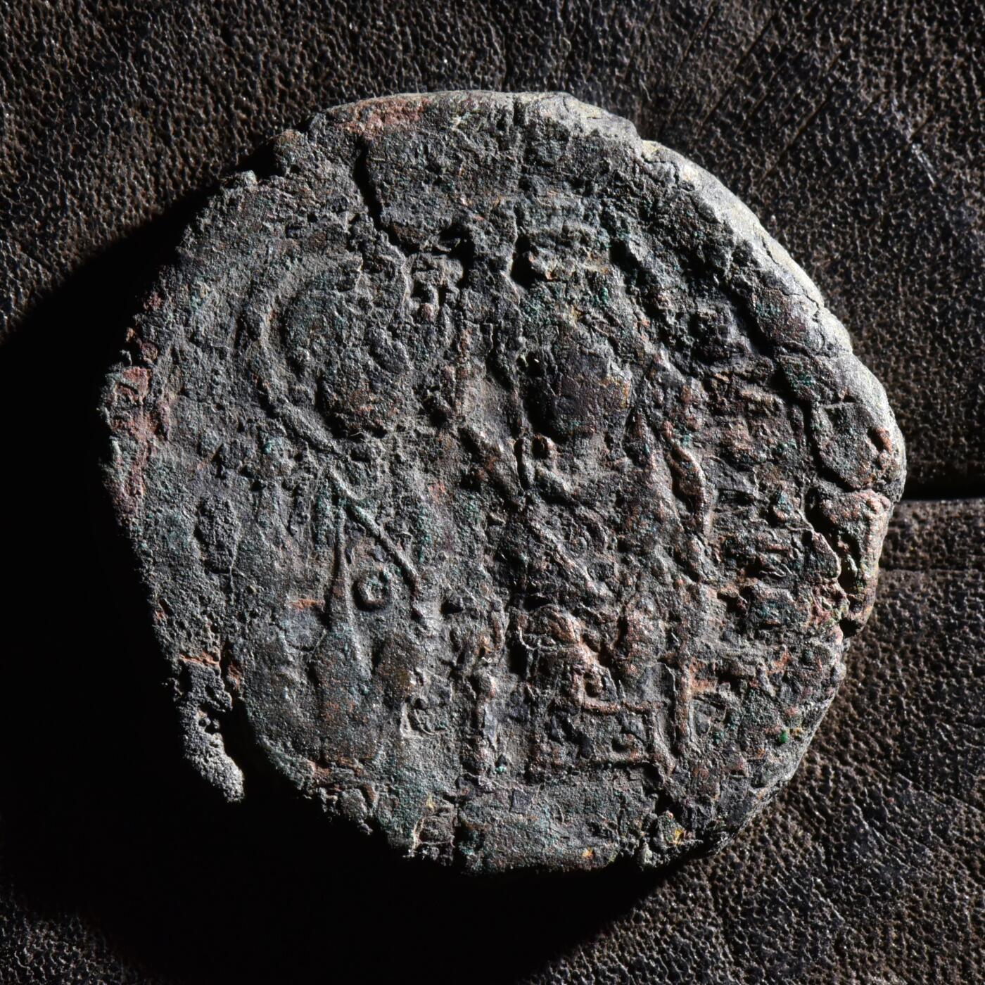 【良泉】【元旦直播场】1月1日晚19.30点开拍！208组西方古代钱币、日本朝鲜花钱 13.42克，约公元572年 【拜占庭】 查士丁二世和皇后索菲亚（在位第8年）君士坦丁堡造币厂，40努米大铜币