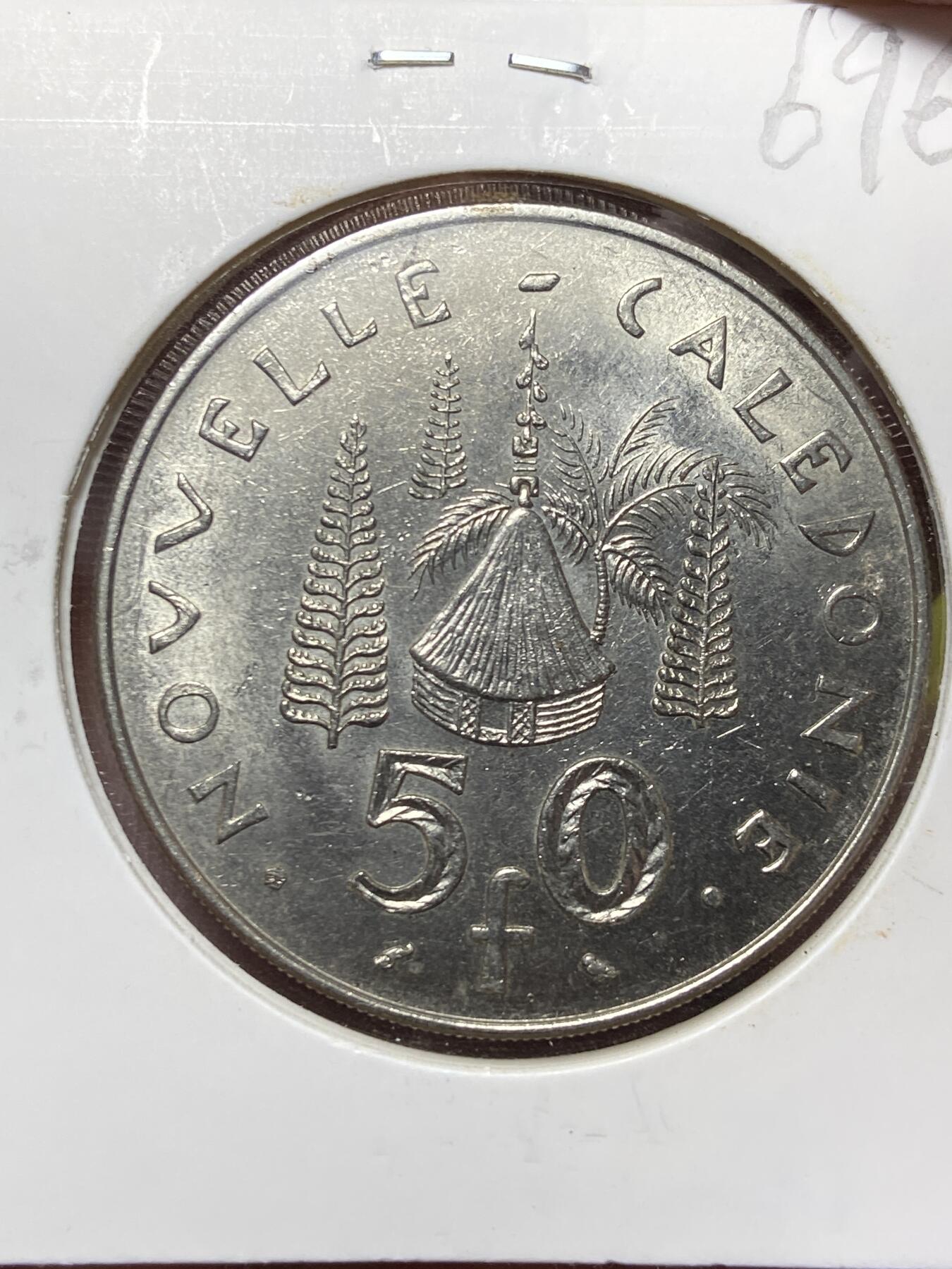 2025年第一百三十五场(总第一百六十一场）外国好品纸夹散币场(免佣金) 法属新喀里多尼亚🇳🇨1972年50法郎(第三套首发年，Owl–猫头鹰标)