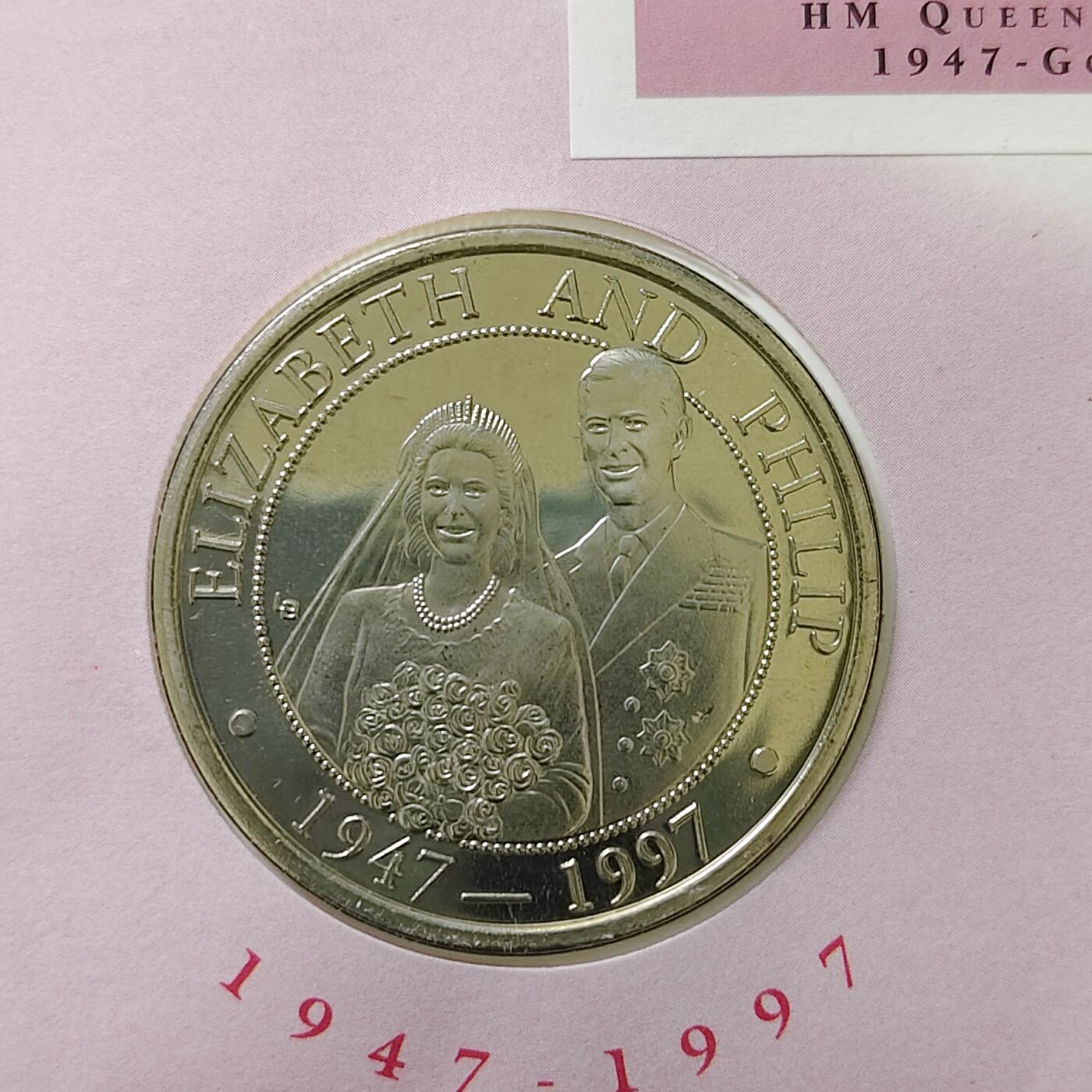 【全场包邮】纯粹捡漏拍485场（免费代拍第22场） 【邮币封】特克斯和凯克斯群岛1997年5克朗女王金婚克朗型纪念币邮币封