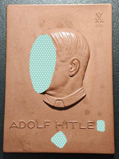 【德藏】世界币章拍卖第157期（拍品征集中~欢迎藏友联系） - 1934年前后 德国民族社会主义工人党党首梅森高浮雕矩形陶瓷挂像 直径约：73.4mm×101.4mm；重约：85.8g（原图请联系客服）