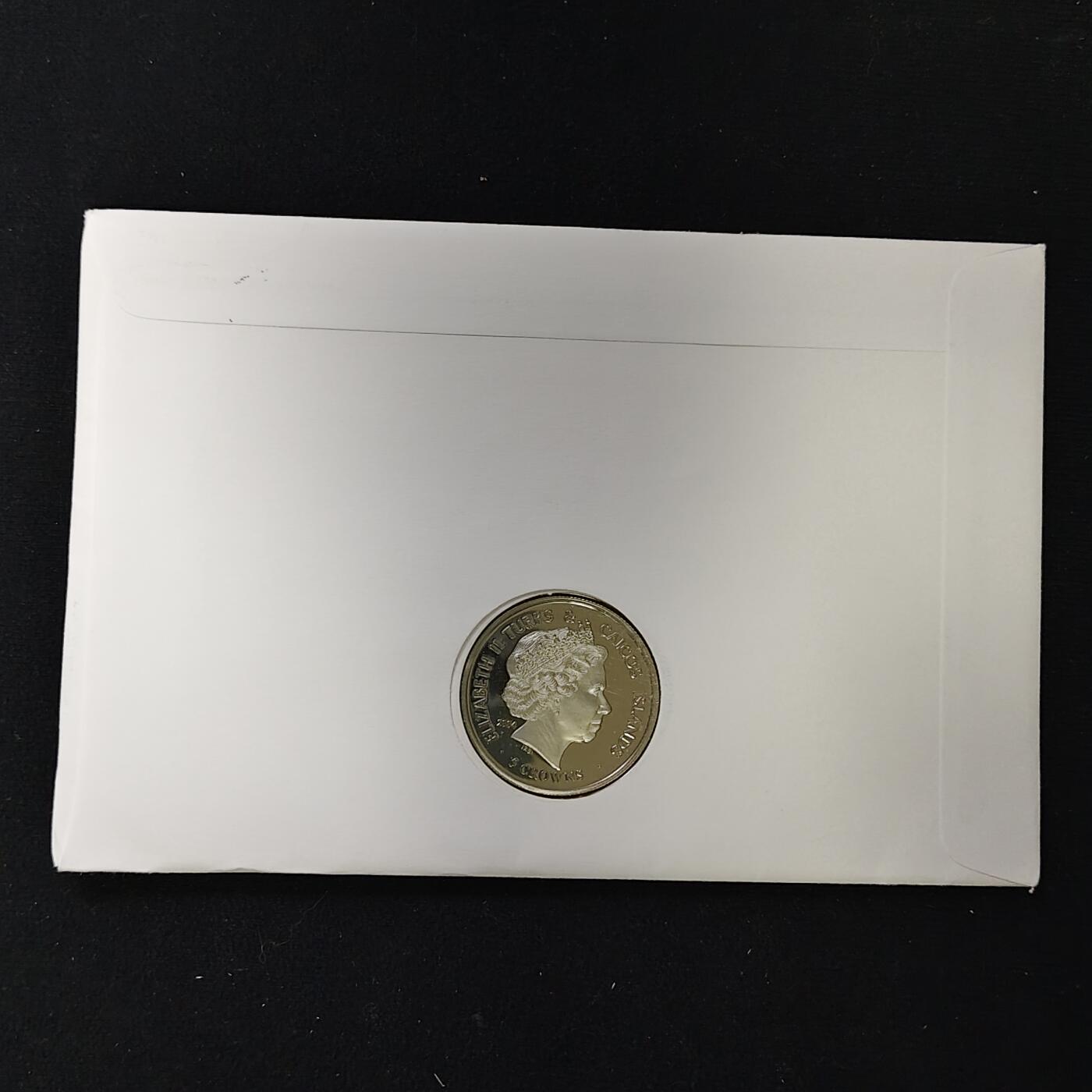 【全场包邮】纯粹捡漏拍485场（免费代拍第22场） 【邮币封】特克斯和凯克斯群岛2004年5克朗女王加冕五十周年克朗型纪念币邮币封