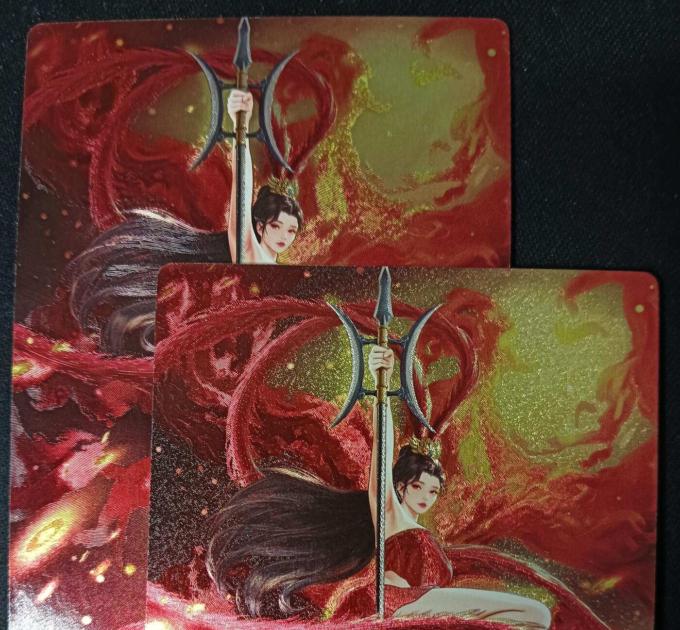 花开卡拍第53期（12月28号周日截拍，品控勿拍!!!拍品不寄存，运费5元，自制卡难免瑕疵，可能存在轻微撞角爆边等出厂瑕疵，品控介意勿拍！） 奇点卡牌 吕玲绮 红妆+战损一对 粗闪