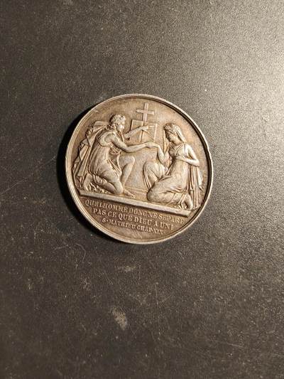 老王徽章第169期 - 法国银婚章    950银    直径32mm.    重量13.8g