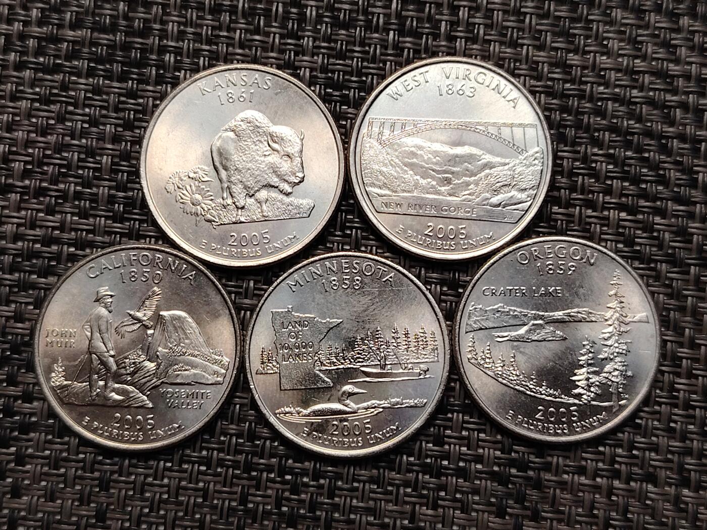 布加迪🐬～世界钱币(上海)🌾第 264 期 /  各国套币和散币 美国🇺🇸洲币 2005年 25分 5枚 原卷拆出未流通品相