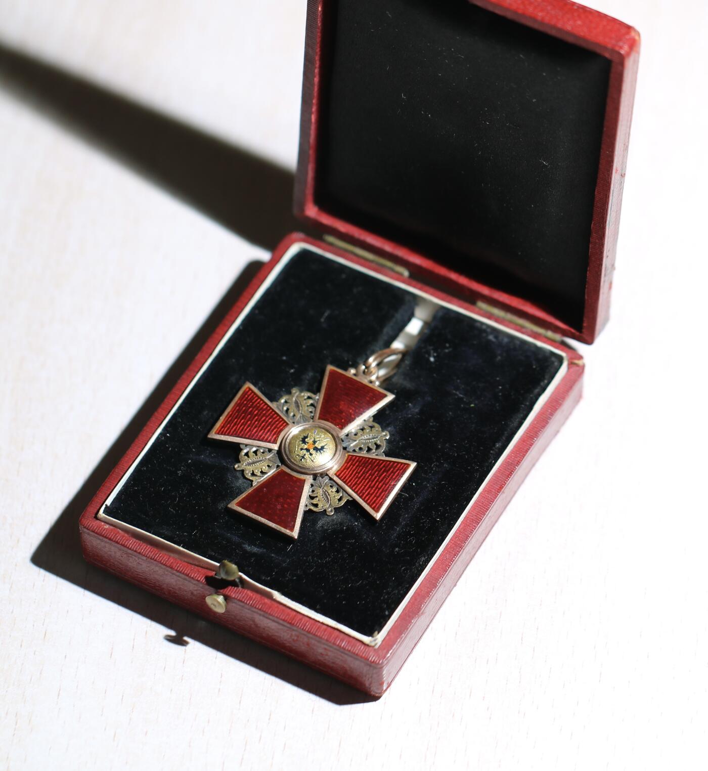 大猫徽章拍卖 第284期  俄罗斯帝国 二级 圣安娜勋章 14K金 非基督徒版 原盒 非原绶带