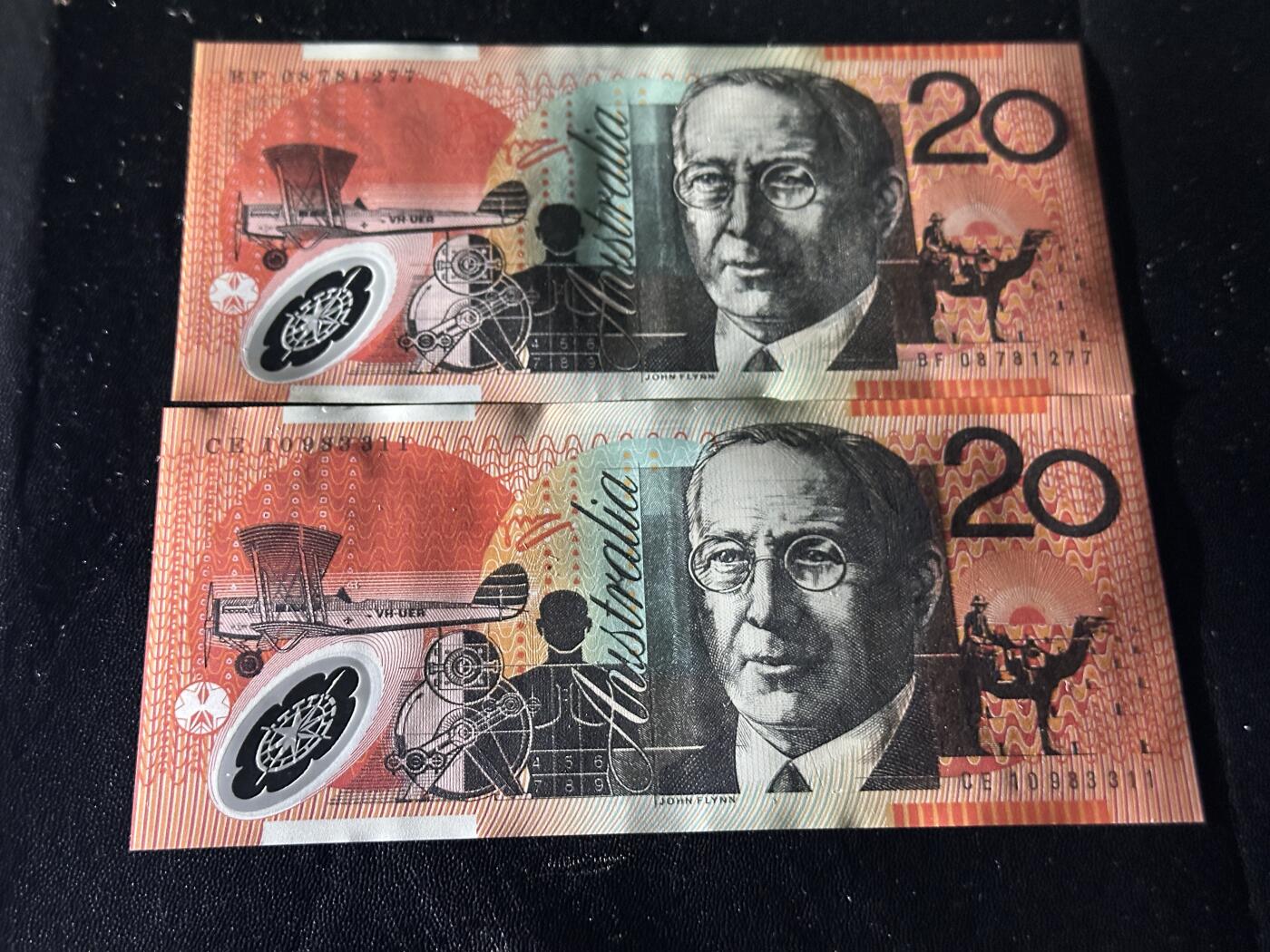 《外钞收藏家》第五百九十三期（精品场）（本平台长期征集拍品、欢迎藏友们联系合作）