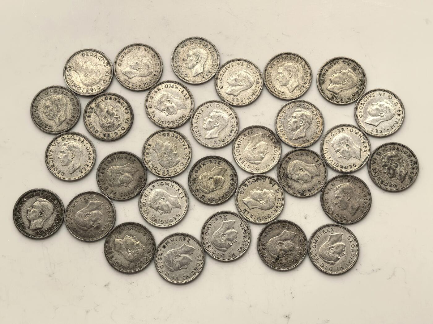 博洋堂世界钱币拍卖第151期（全场包邮） 英国1937-42年乔治六世3便士银币一组30枚