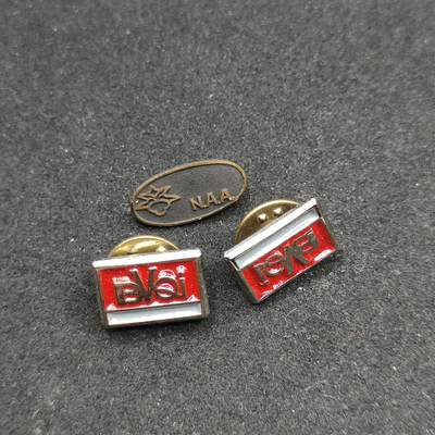 0元起拍勋章 第318期 咸鱼国勋章拍卖专场 12月14日（周日）下午6：00开始 - 徽章三个