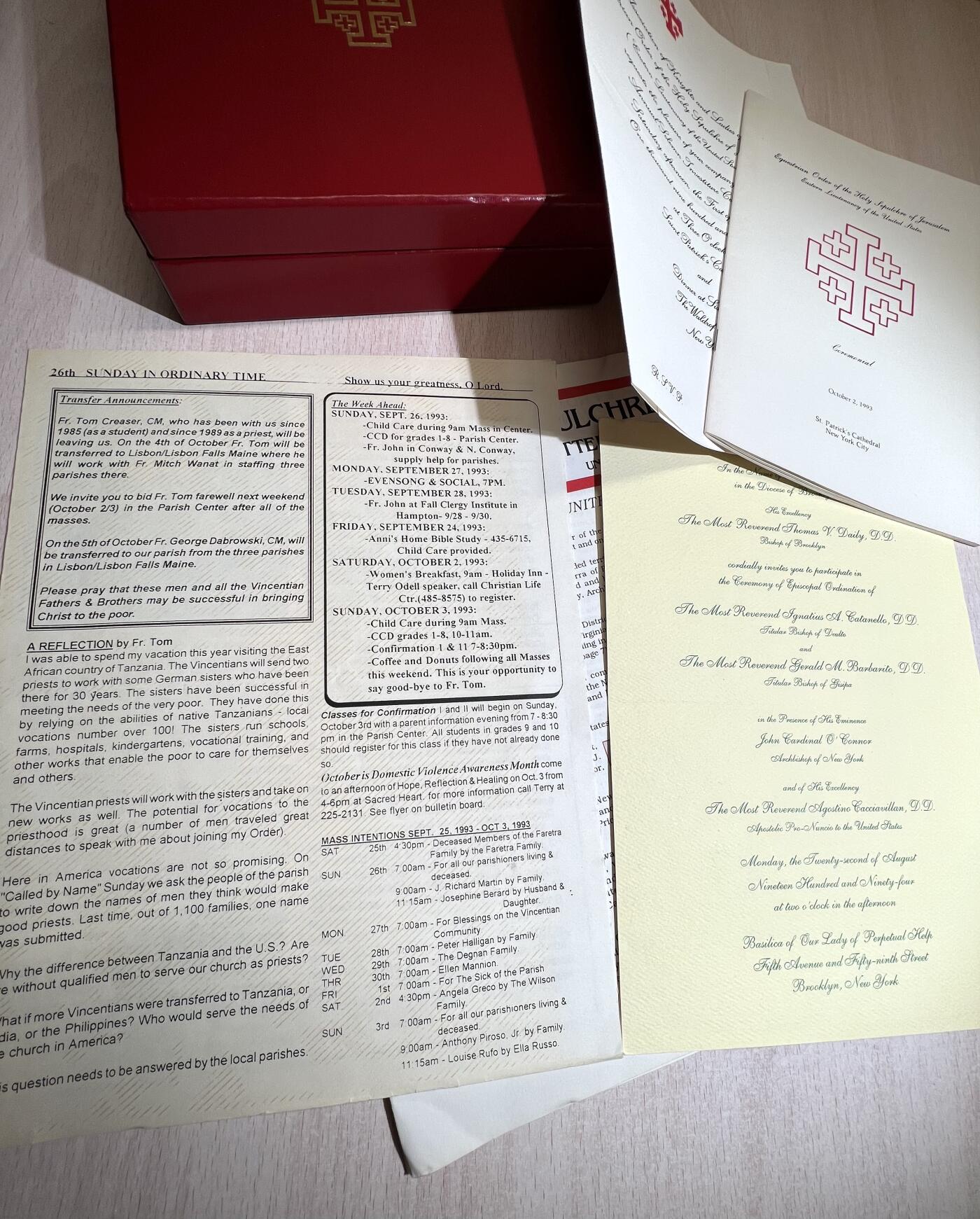 大猫徽章拍卖 第284期 大军官级圣墓骑士团星芒    带原盒，迷你章，勋略以及授勋者整套流程文件等   资料很多很少见的一套