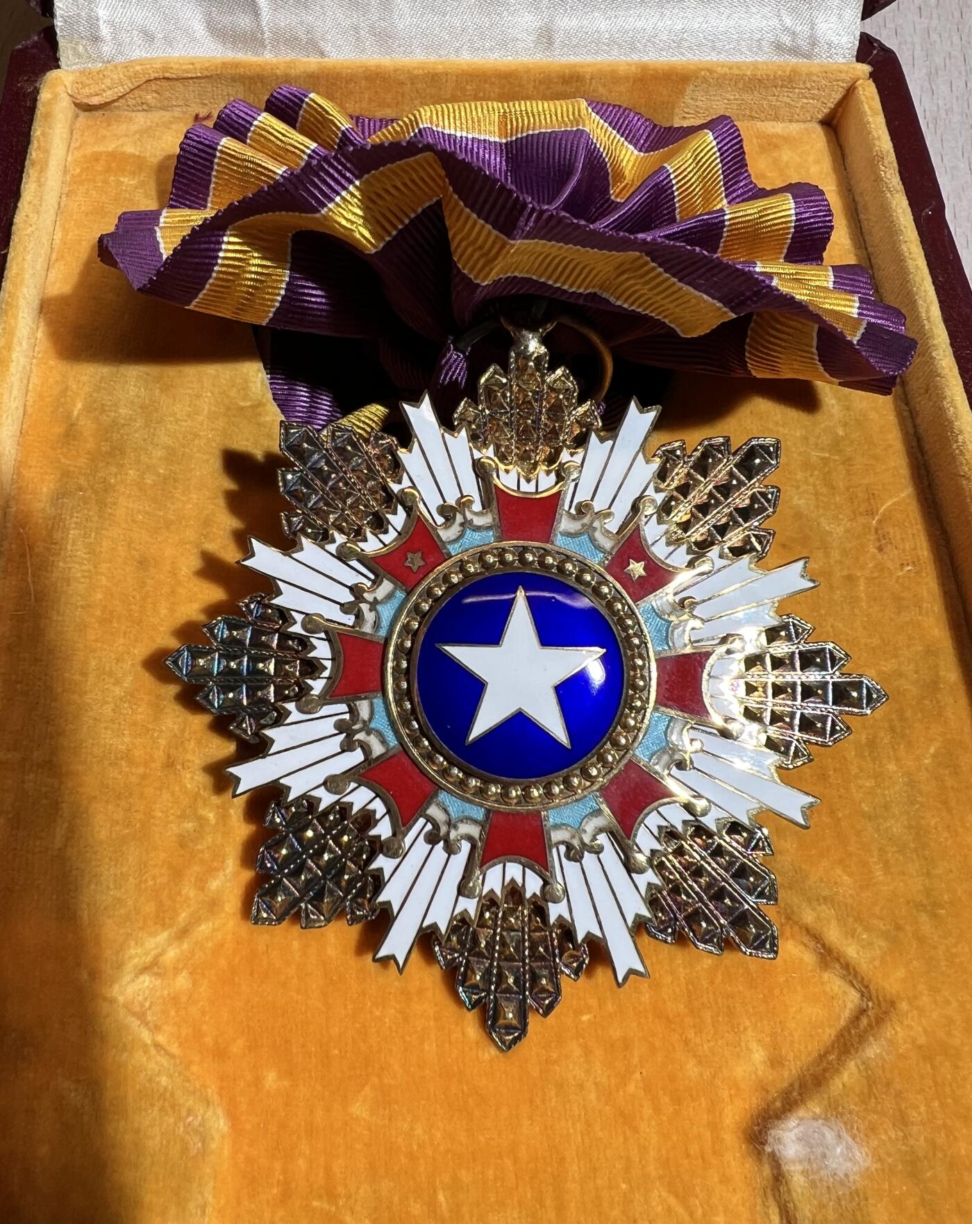 大猫徽章拍卖 第284期 国民政府 景星勋章 大绶