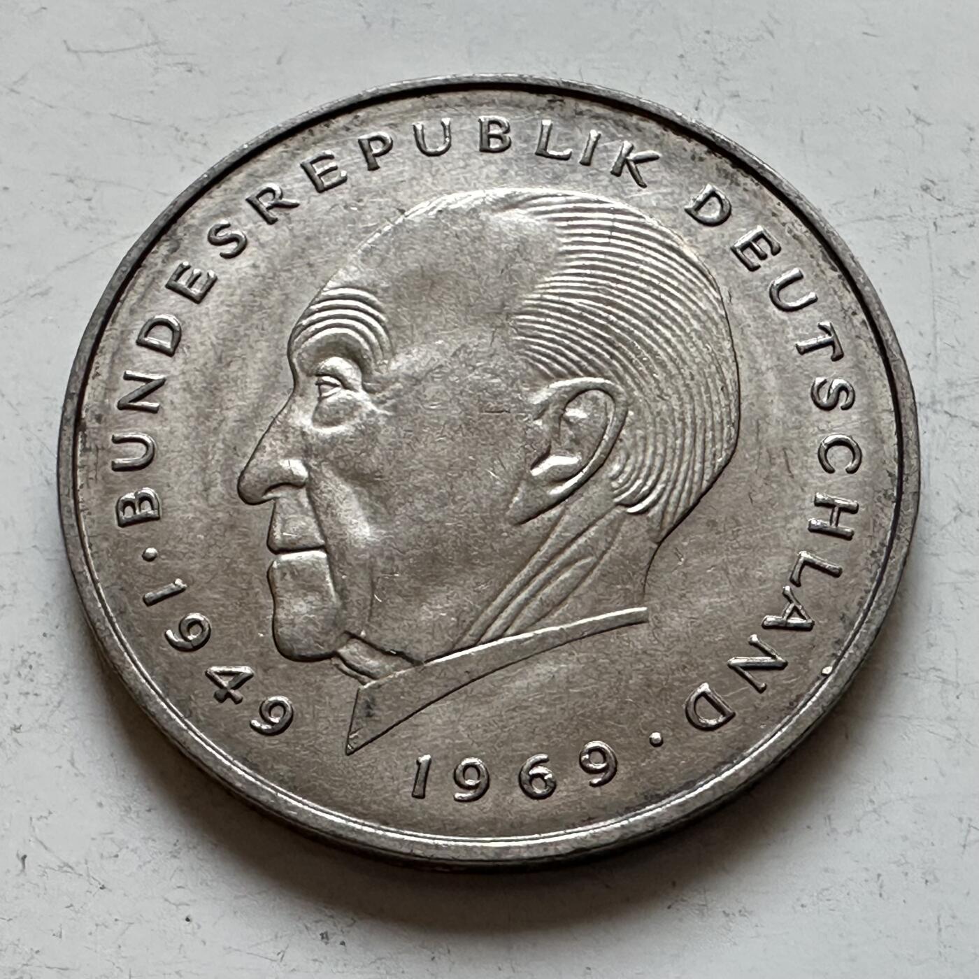 🌹外币初藏🌹🐯2025年第140场  每周二四六晚8️⃣点 接代拍 德国1982年G版 2马克 阿登纳