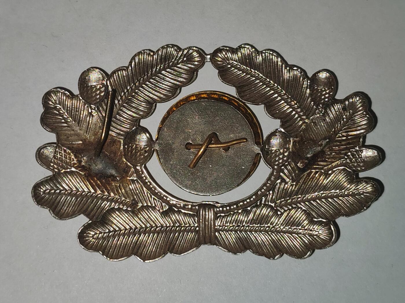 韵星假日拍卖第三十二期 -- Rimey Holidays Auction 32 民主德国帽徽